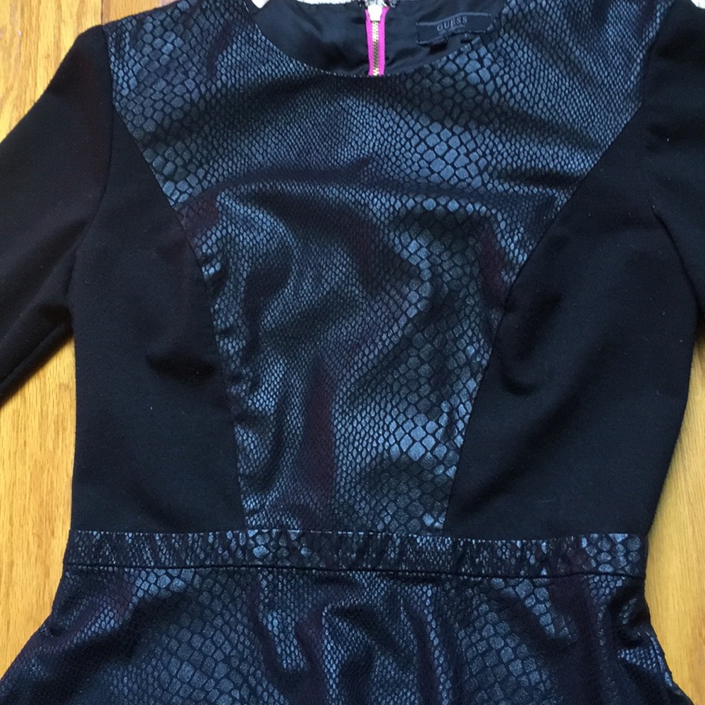 Top - Picture 2 of 4